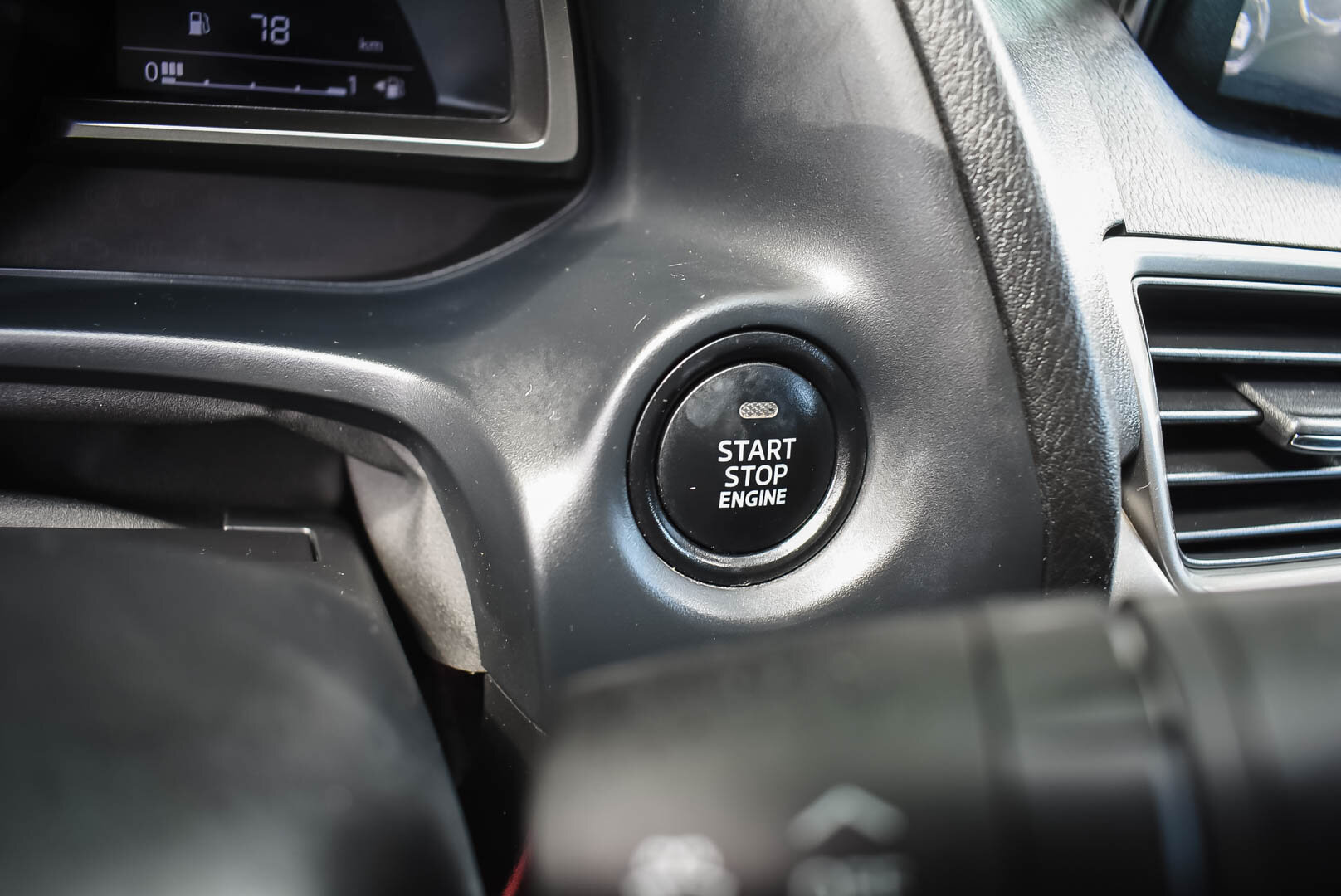 Mazda 3, III (BM) Рестайлинг 1.5 AT (120 л.с.) 2018