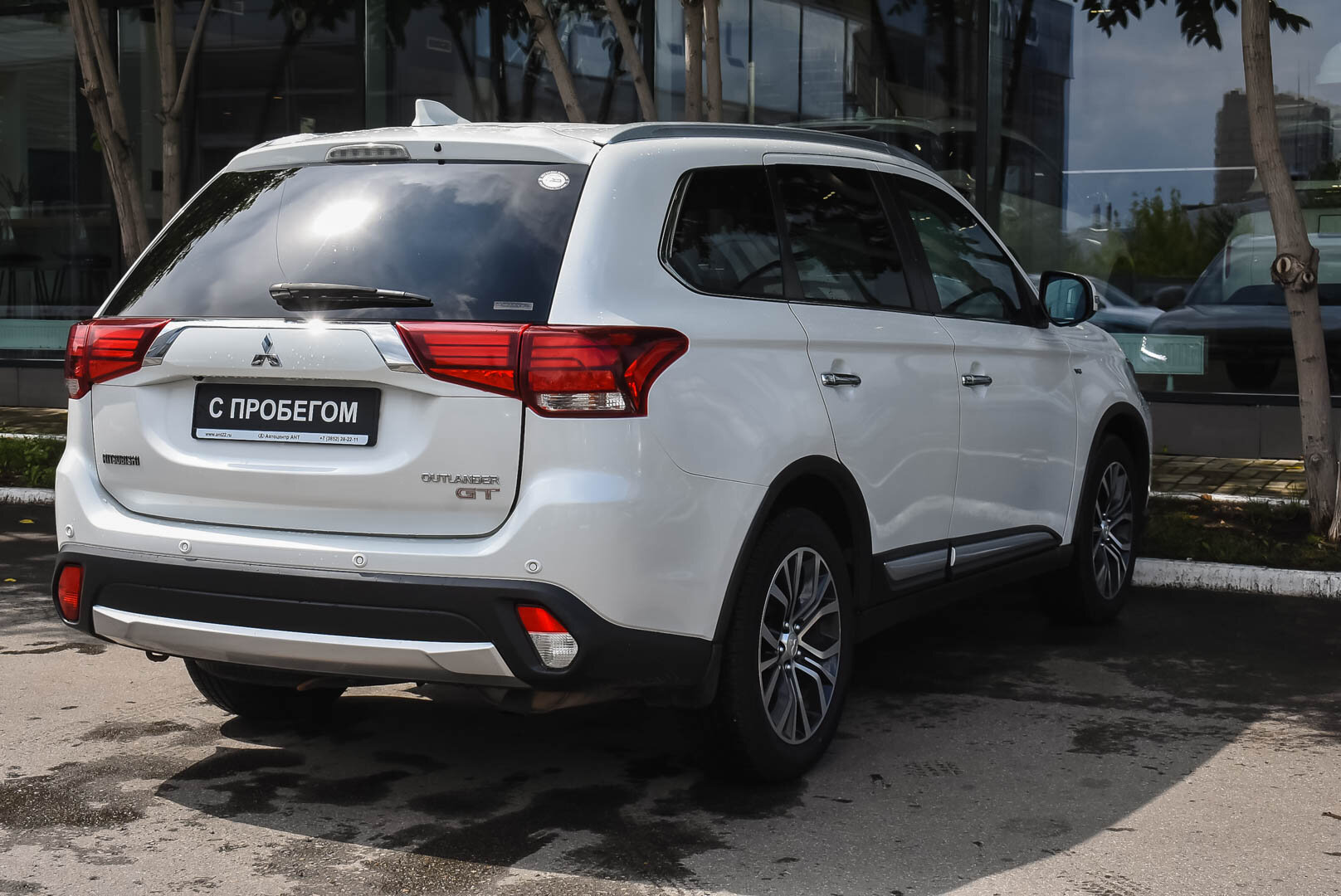 Mitsubishi Outlander, III Рестайлинг 2 3.0 AT (227 л.с.) 4WD 2018
