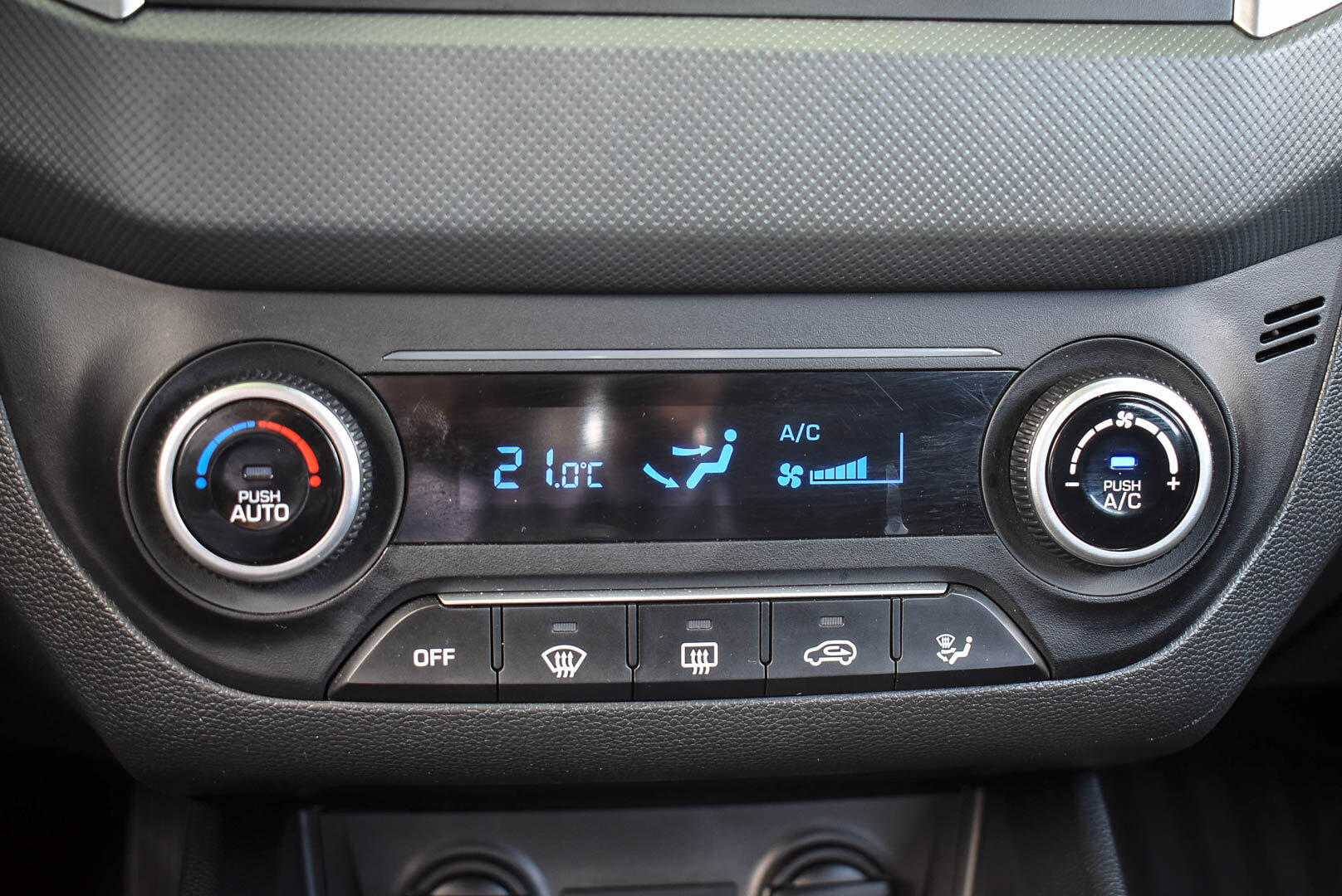 Hyundai Creta, I Рестайлинг 1.6 AT (123 л.с.) 2021