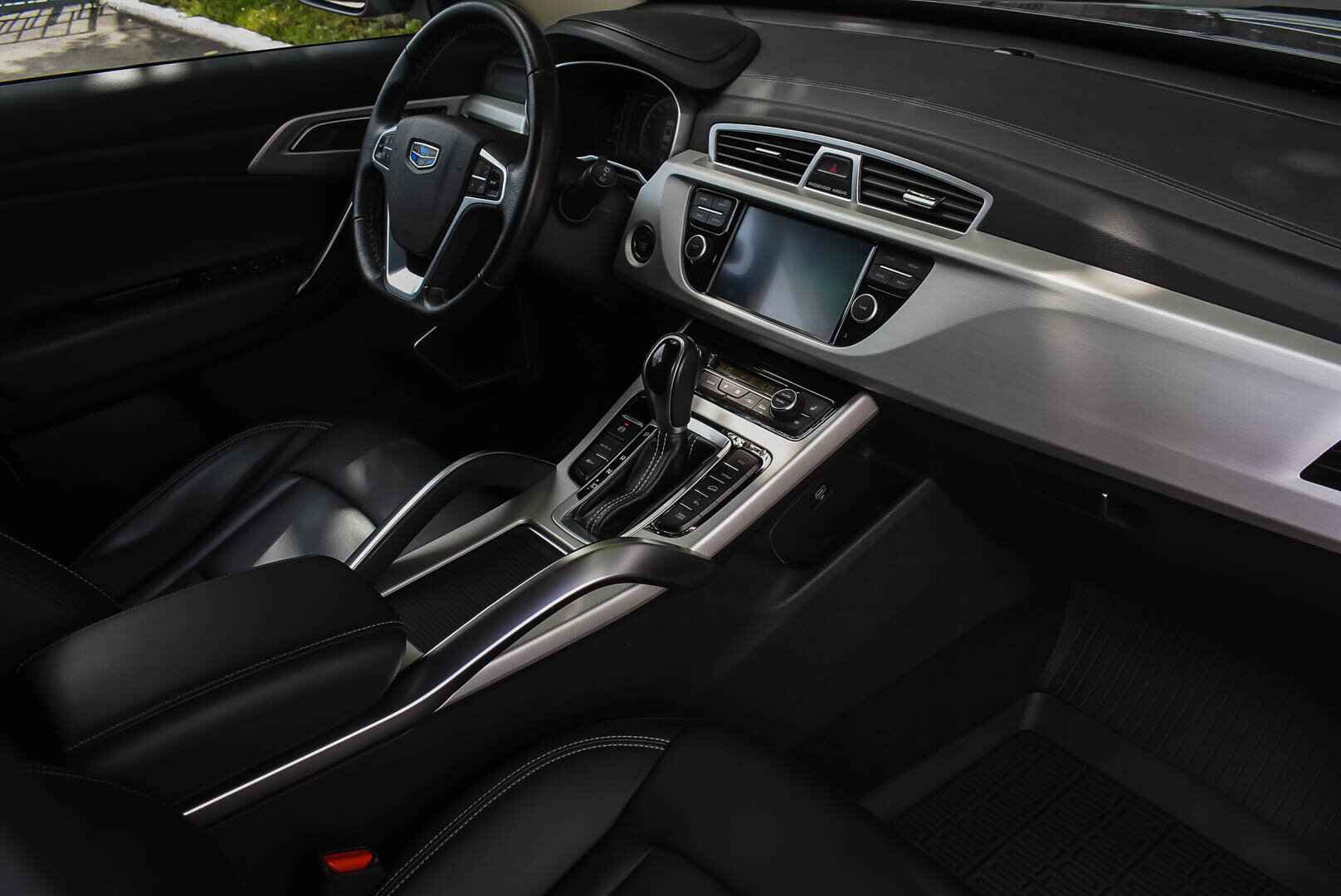 Geely Atlas, I 2.4 AT (149 л.с.) 4WD 2021
