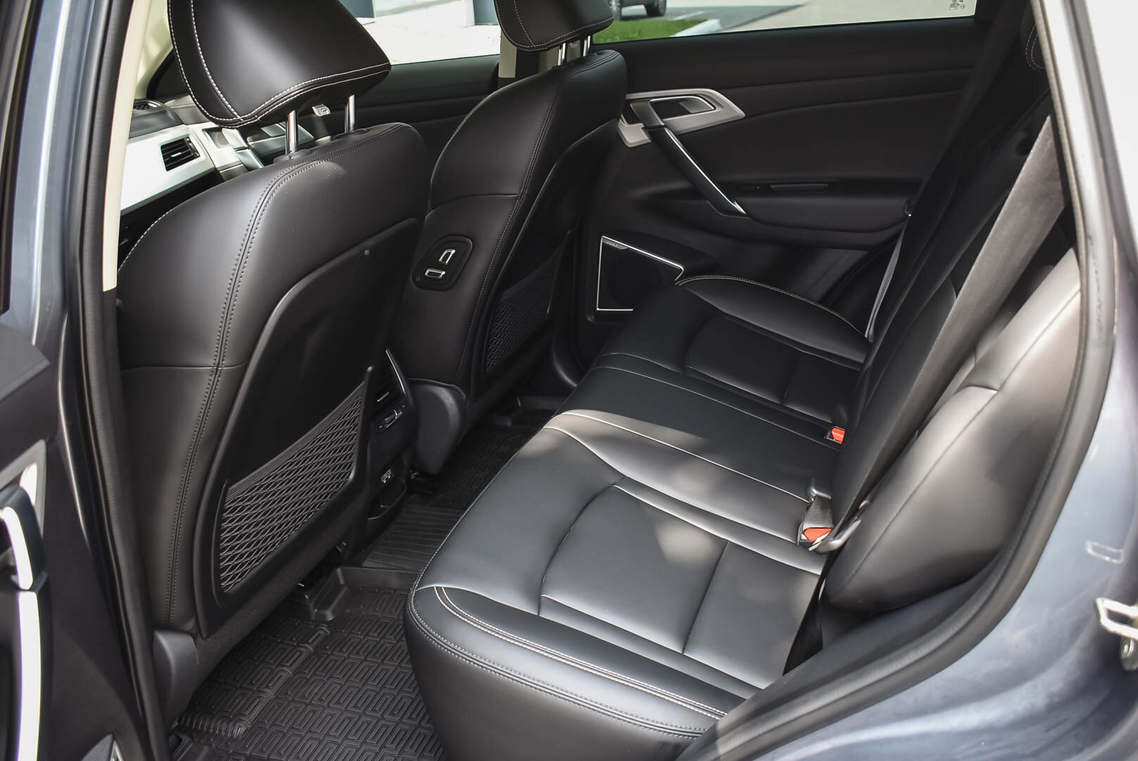 Geely Atlas, I 2.4 AT (149 л.с.) 4WD 2021