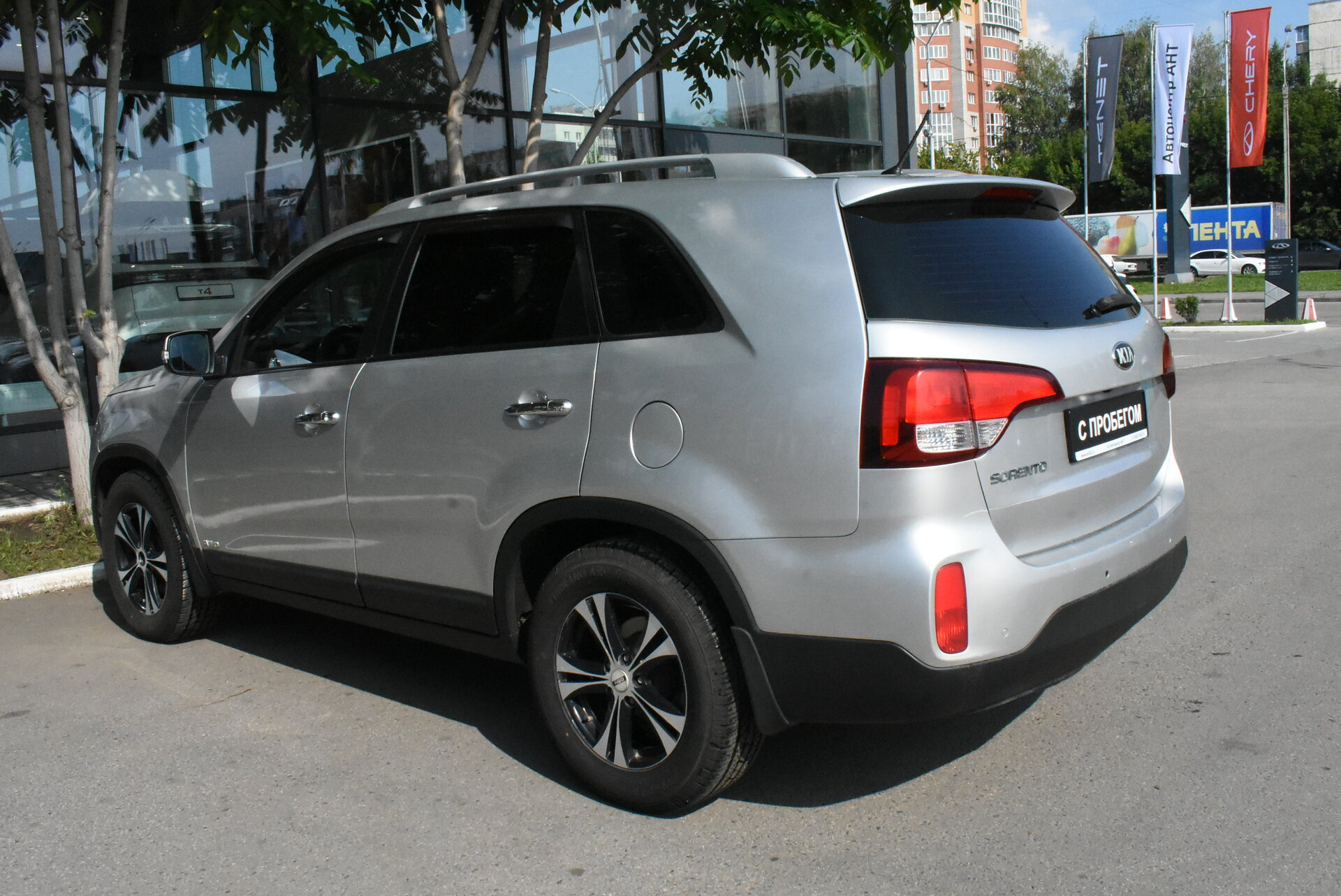 Kia Sorento, II Рестайлинг 2.4 AT (175 л.с.) 4WD 2012