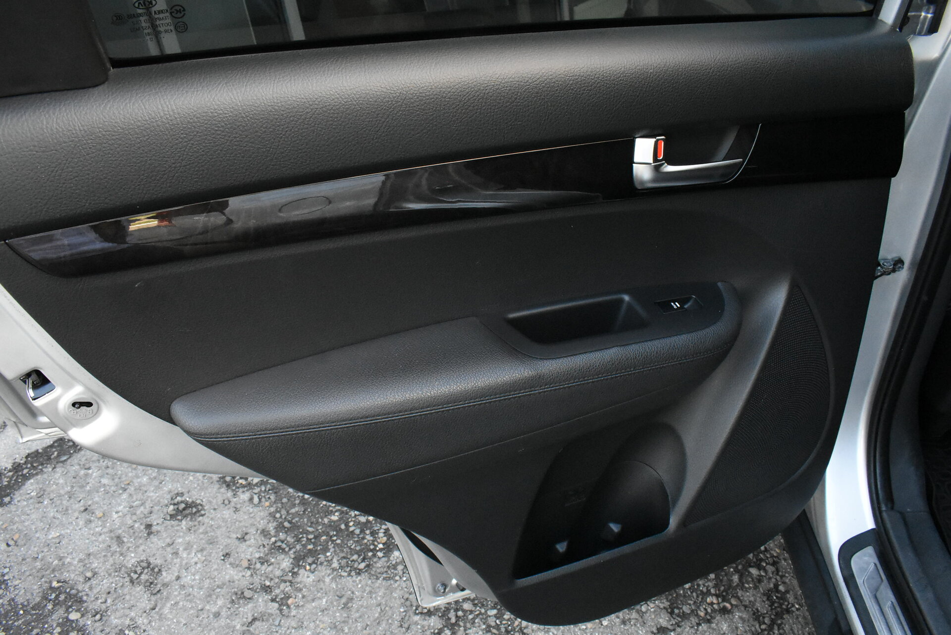 Kia Sorento, II Рестайлинг 2.4 AT (175 л.с.) 4WD 2012