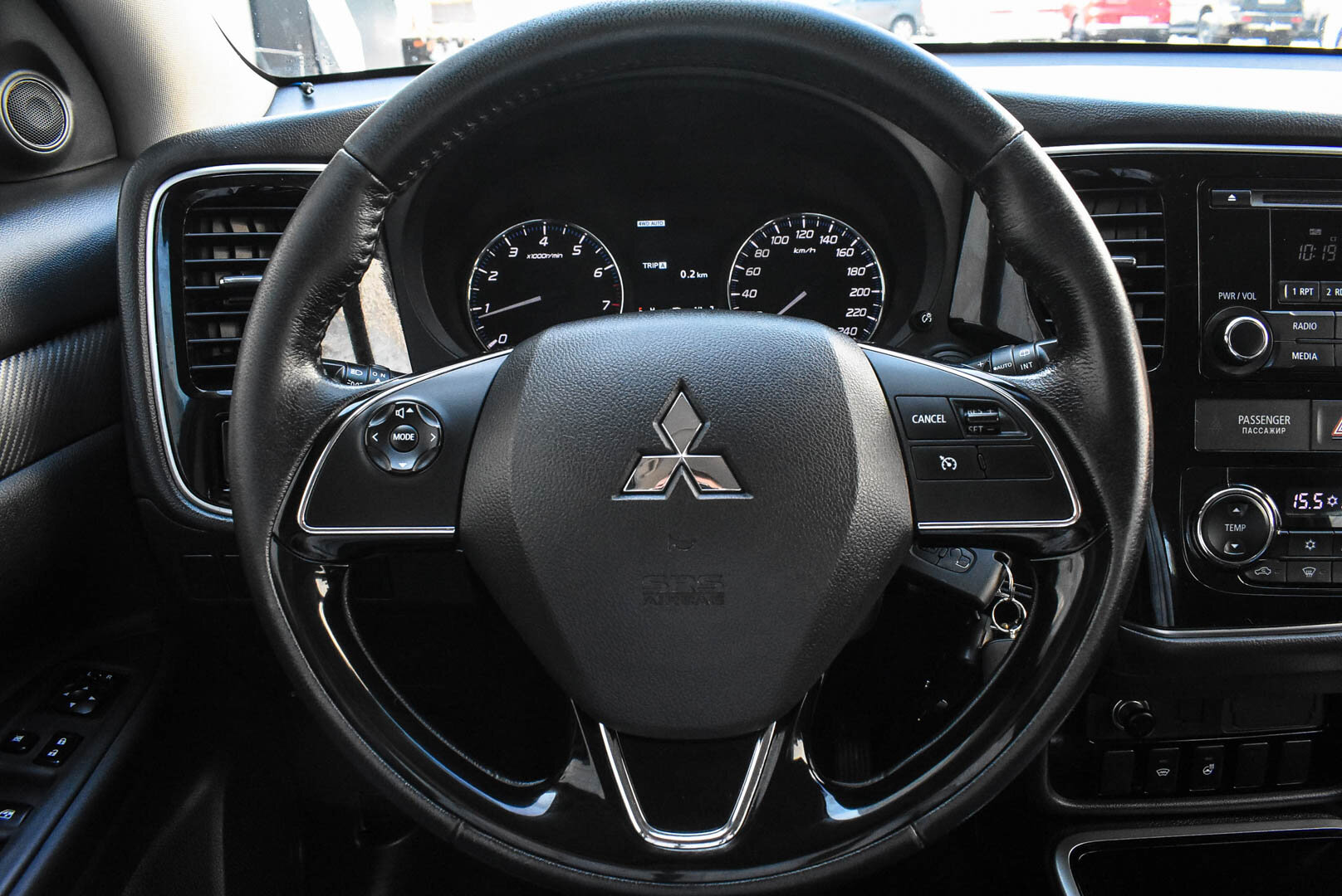 Mitsubishi Outlander, III Рестайлинг 2 2.0 CVT (146 л.с.) 4WD 2018