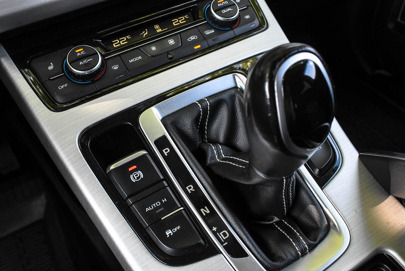 Geely Atlas, I 2.4 AT (149 л.с.) 4WD 2021
