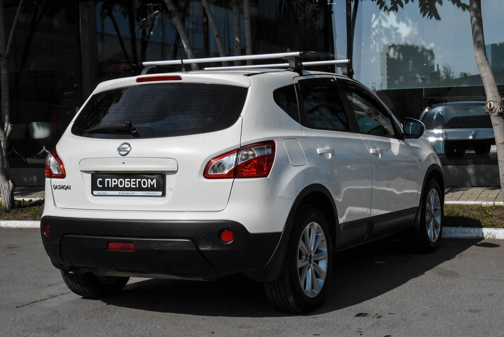 Nissan Qashqai, I Рестайлинг 2.0 CVT (141 л.с.) 4WD 2012