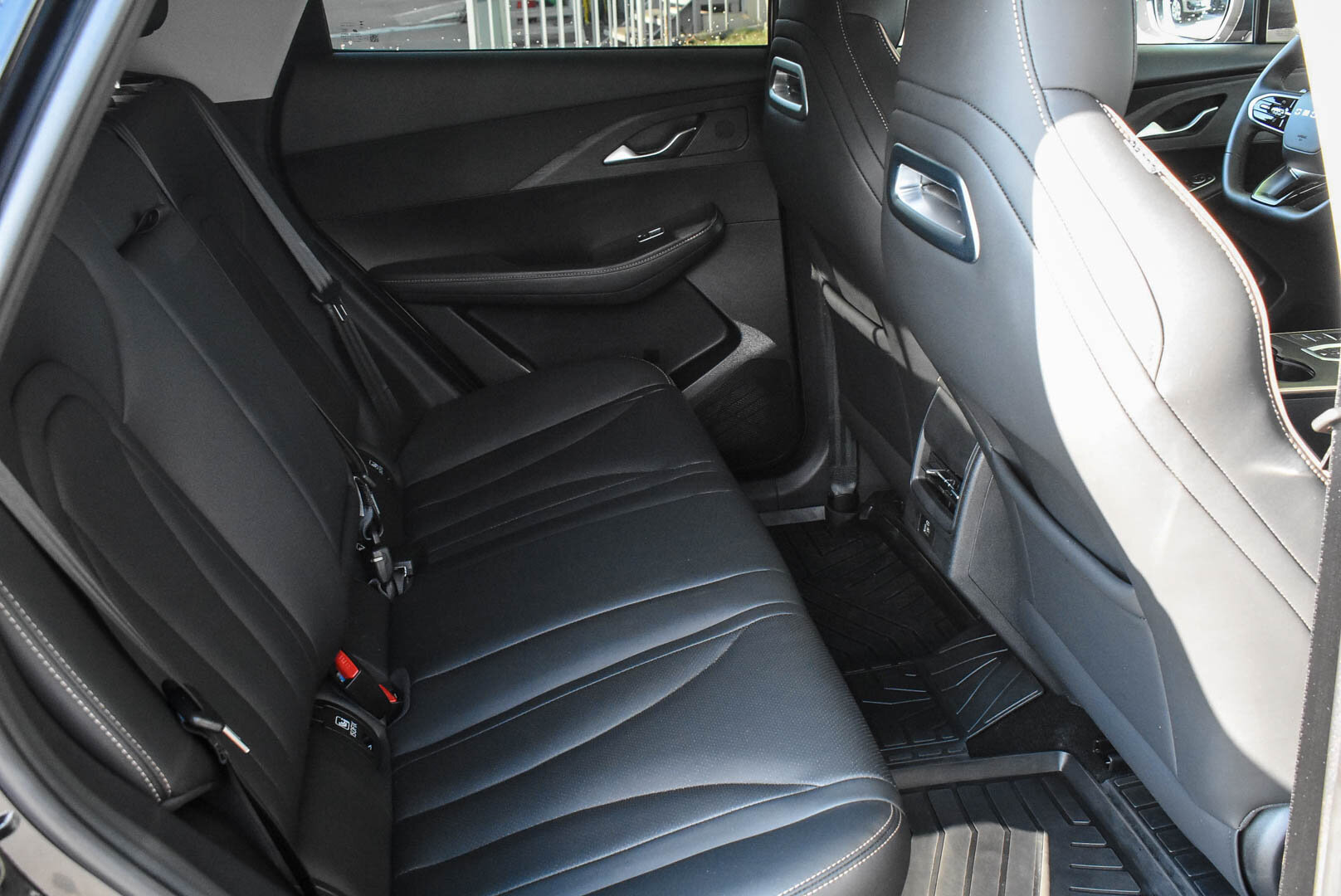 OMODA C5, I Рестайлинг 1.6 AMT (150 л.с.) 4WD 2024