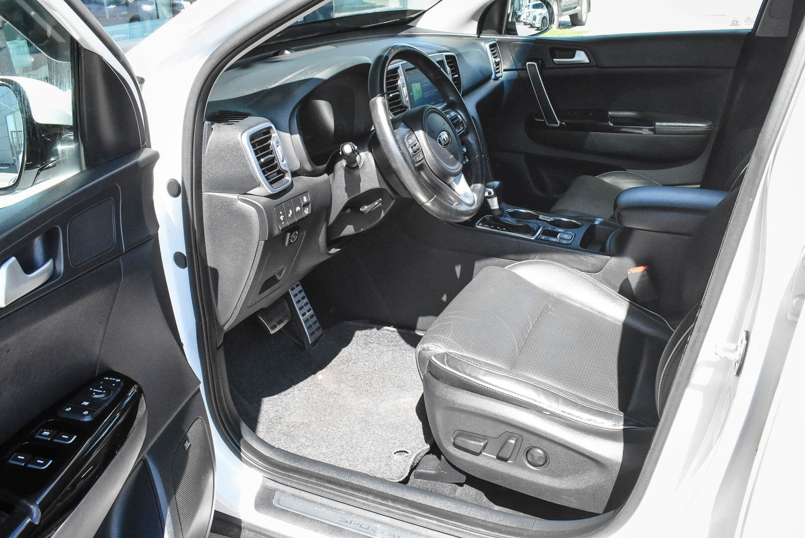 Kia Sportage, IV 2.0 AT (150 л.с.) 4WD 2016