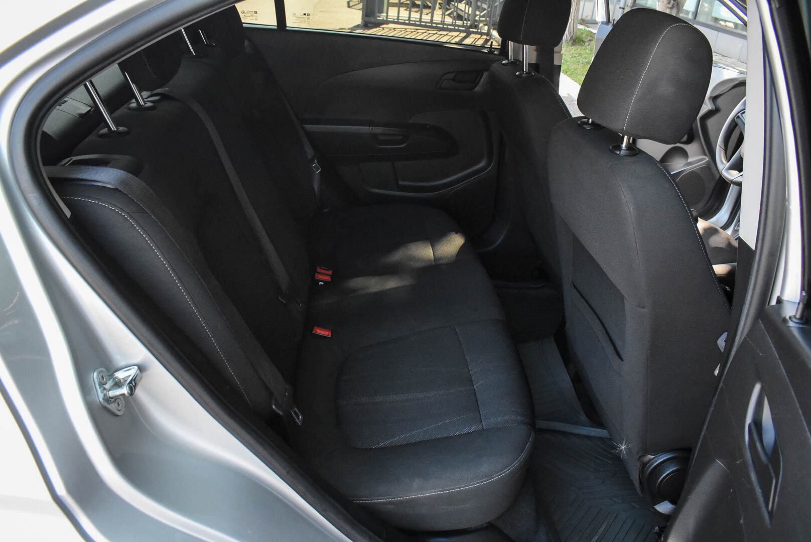 Chevrolet Aveo, II 1.6 AT (115 л.с.) 2013