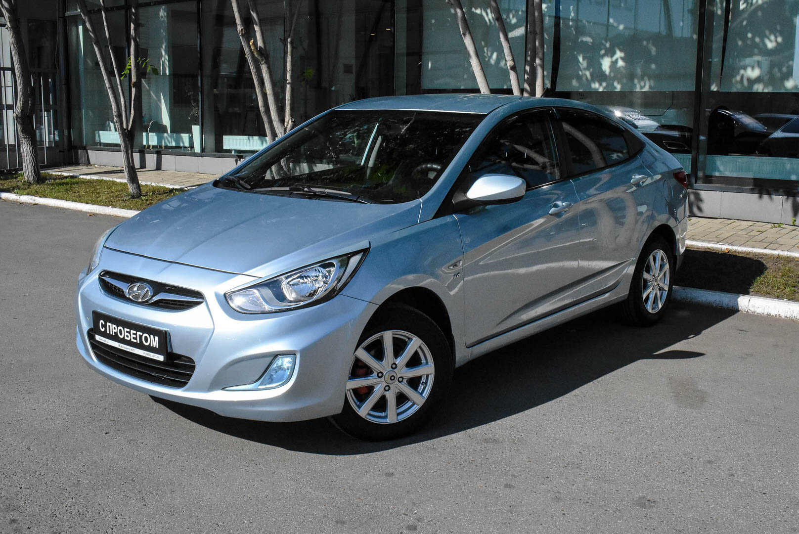 Hyundai Solaris, I 1.6 MT (123 л.с.) 2013