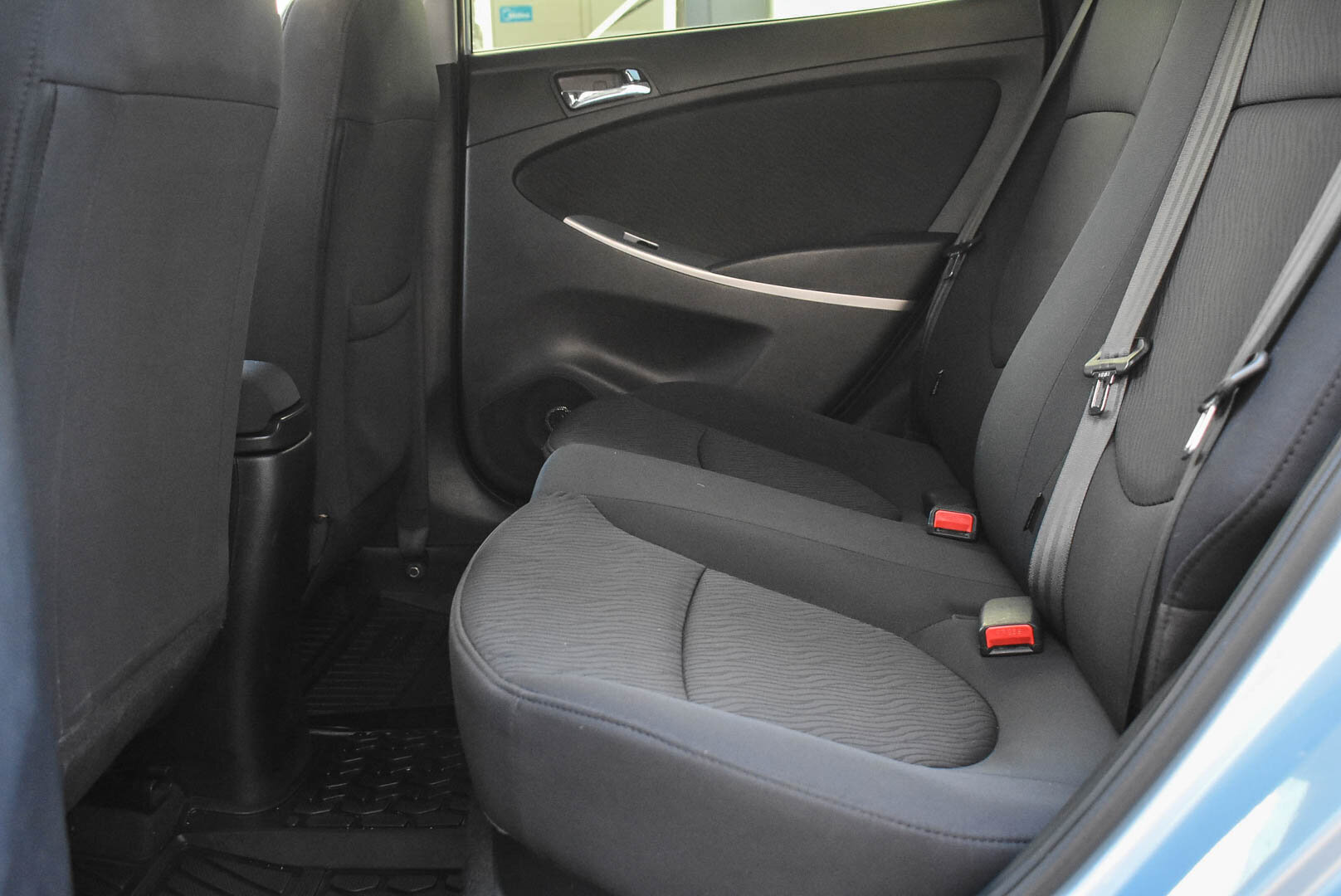Hyundai Solaris, I 1.6 MT (123 л.с.) 2013