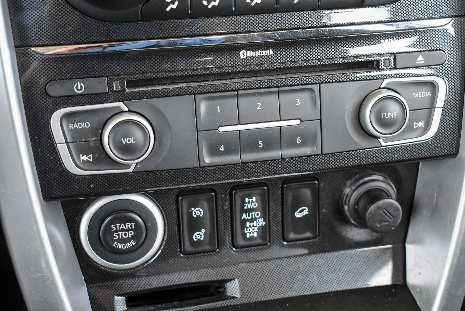 Renault Koleos, I Рестайлинг 2 2.5 CVT (171 л.с.) 4WD 2014