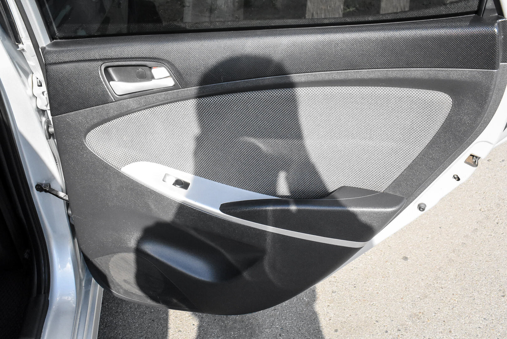 Hyundai Solaris, I 1.4 MT (107 л.с.) 2012