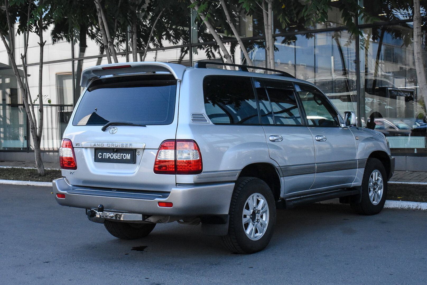 Toyota Land Cruiser, 100 Series Рестайлинг 2 4.7 AT (235 л.с.) 4WD 2006