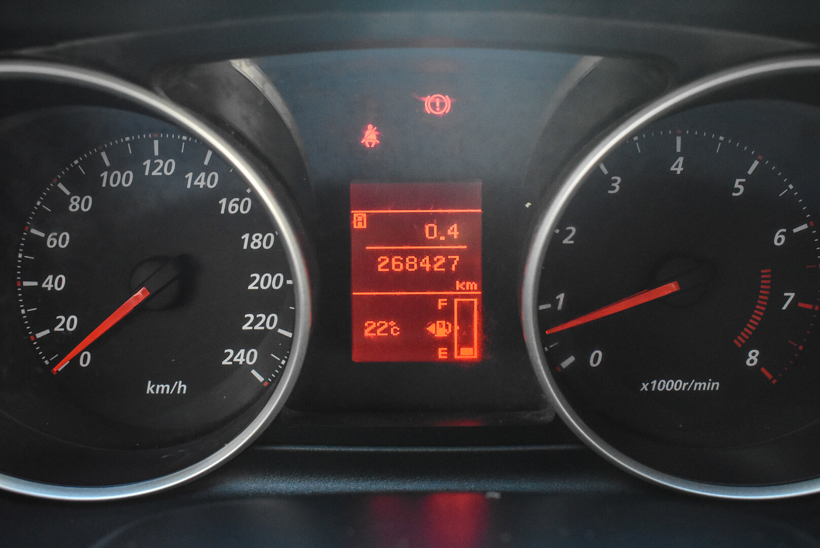 Mitsubishi Outlander, II Рестайлинг 2.0 MT (147 л.с.) 2010