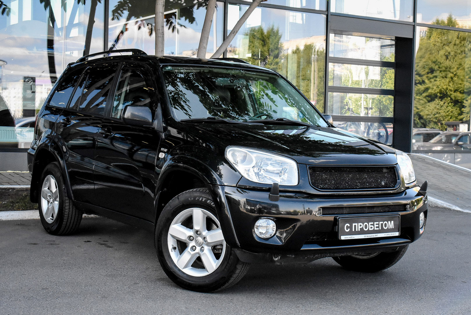 Toyota RAV4, II (XA20) Рестайлинг 2.0 AT (150 л.с.) 4WD 2003