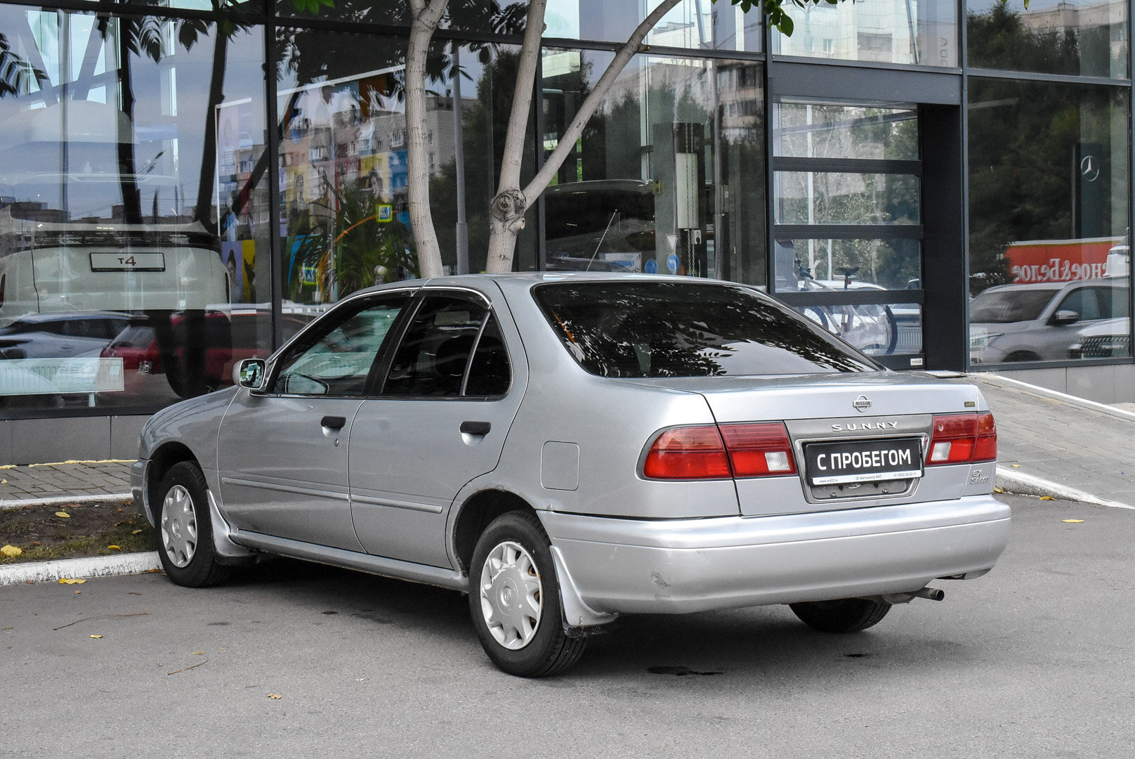 Nissan Sunny, B14 1.5 AT (105 л.с.) 1998