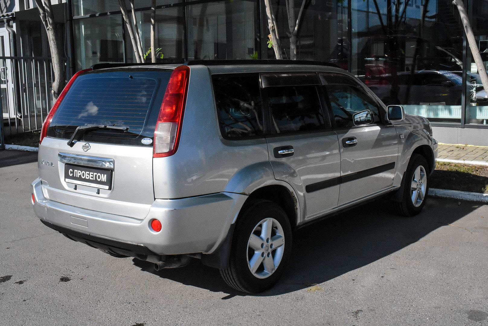 Nissan X-Trail, I Рестайлинг 2.0 AT (150 л.с.) 4WD 2004