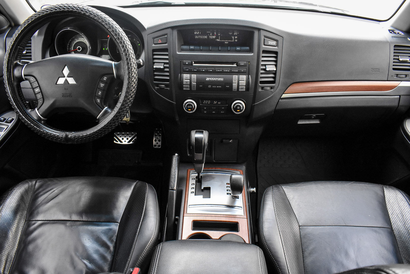 Mitsubishi Pajero, IV 3.2d AT (165 л.с.) 4WD 2008