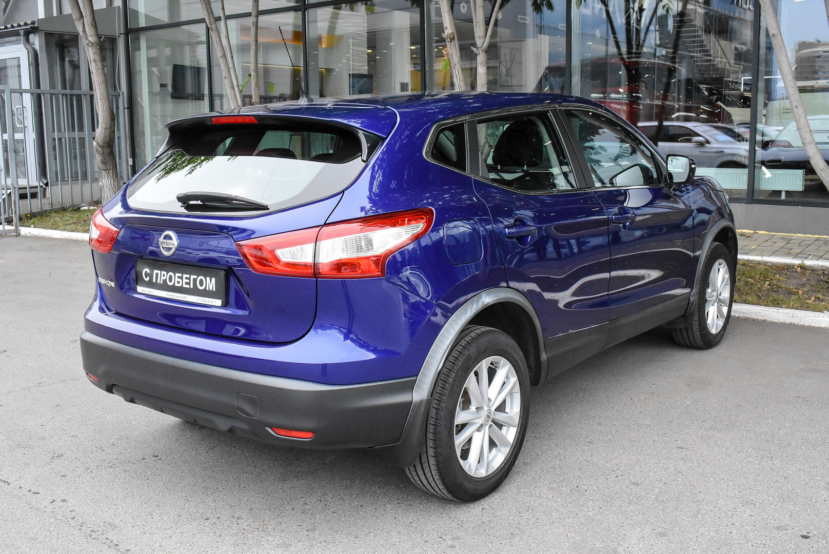 Nissan Qashqai, II 1.2 CVT (115 л.с.) 2016