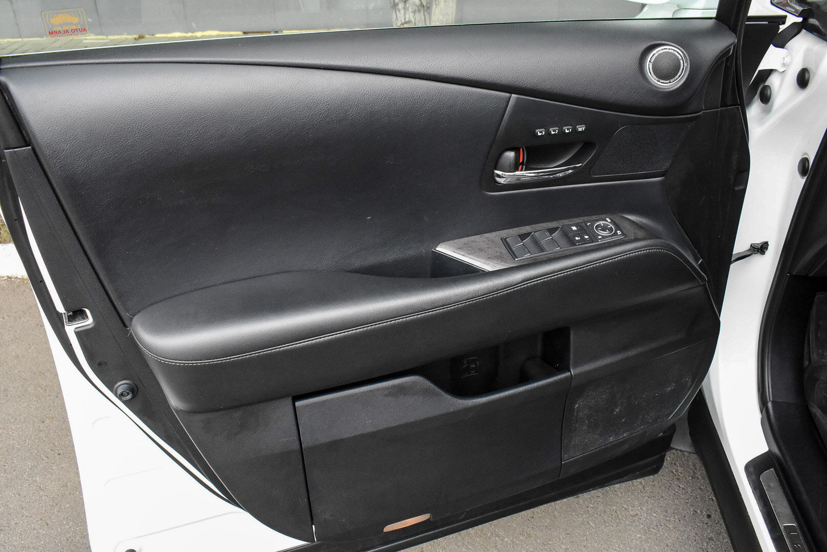 Lexus RX, III Рестайлинг 350 3.5 AT (277 л.с.) 4WD 2012