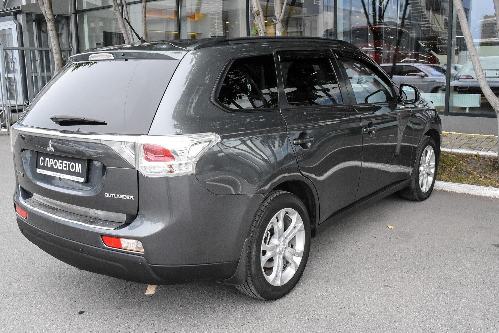 Mitsubishi Outlander, III 2.4 CVT (167 л.с.) 4WD 2013