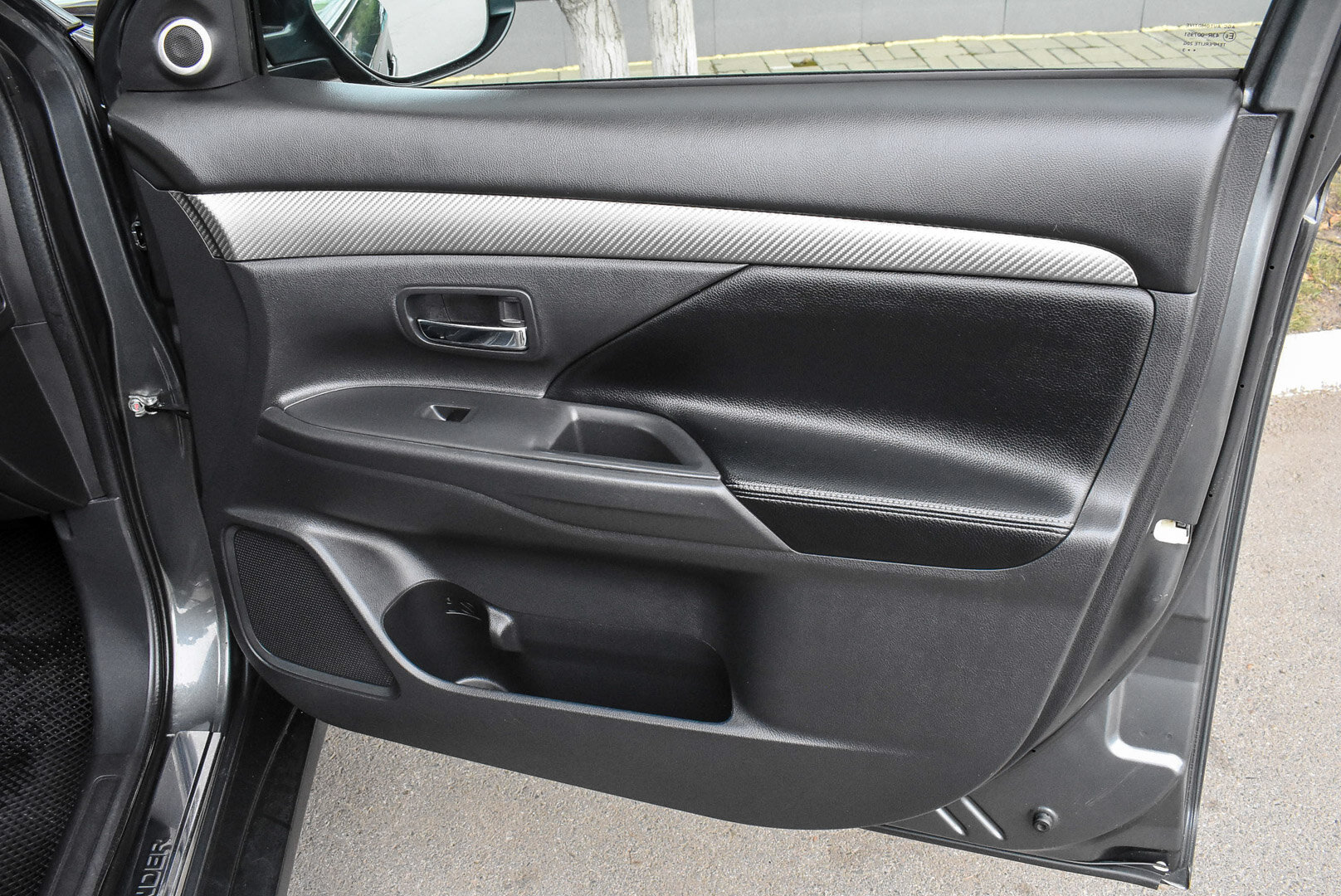 Mitsubishi Outlander, III 2.4 CVT (167 л.с.) 4WD 2013