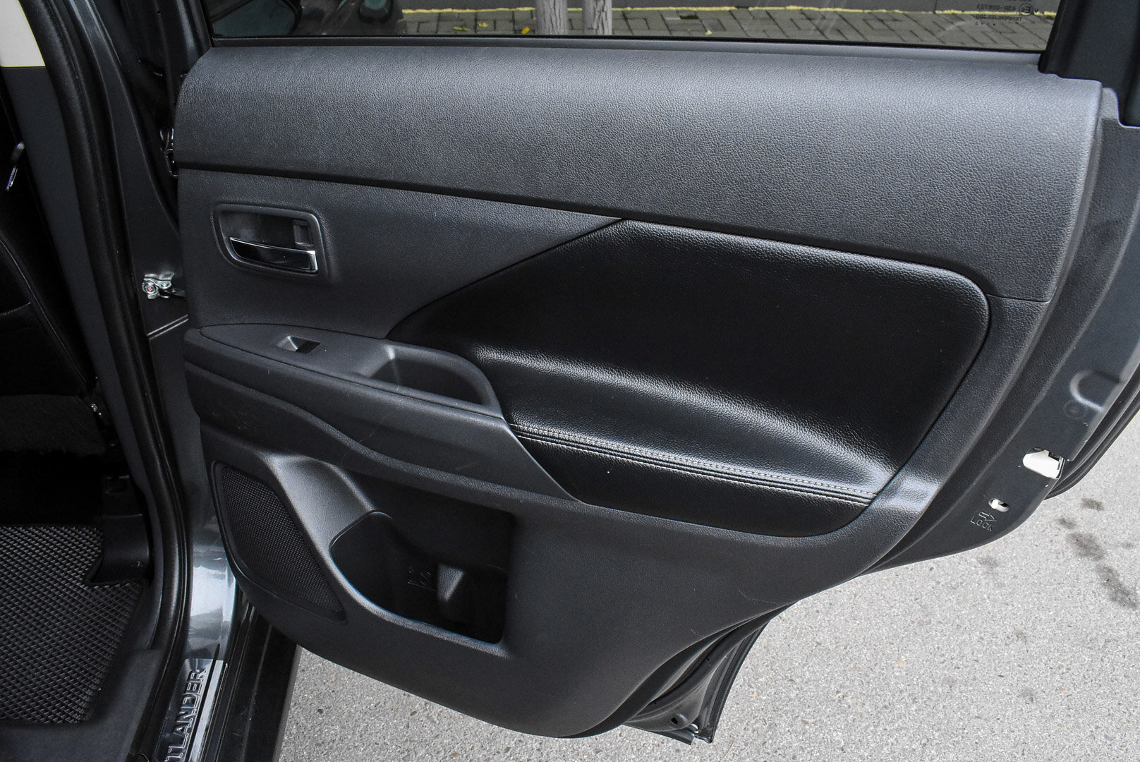 Mitsubishi Outlander, III 2.4 CVT (167 л.с.) 4WD 2013