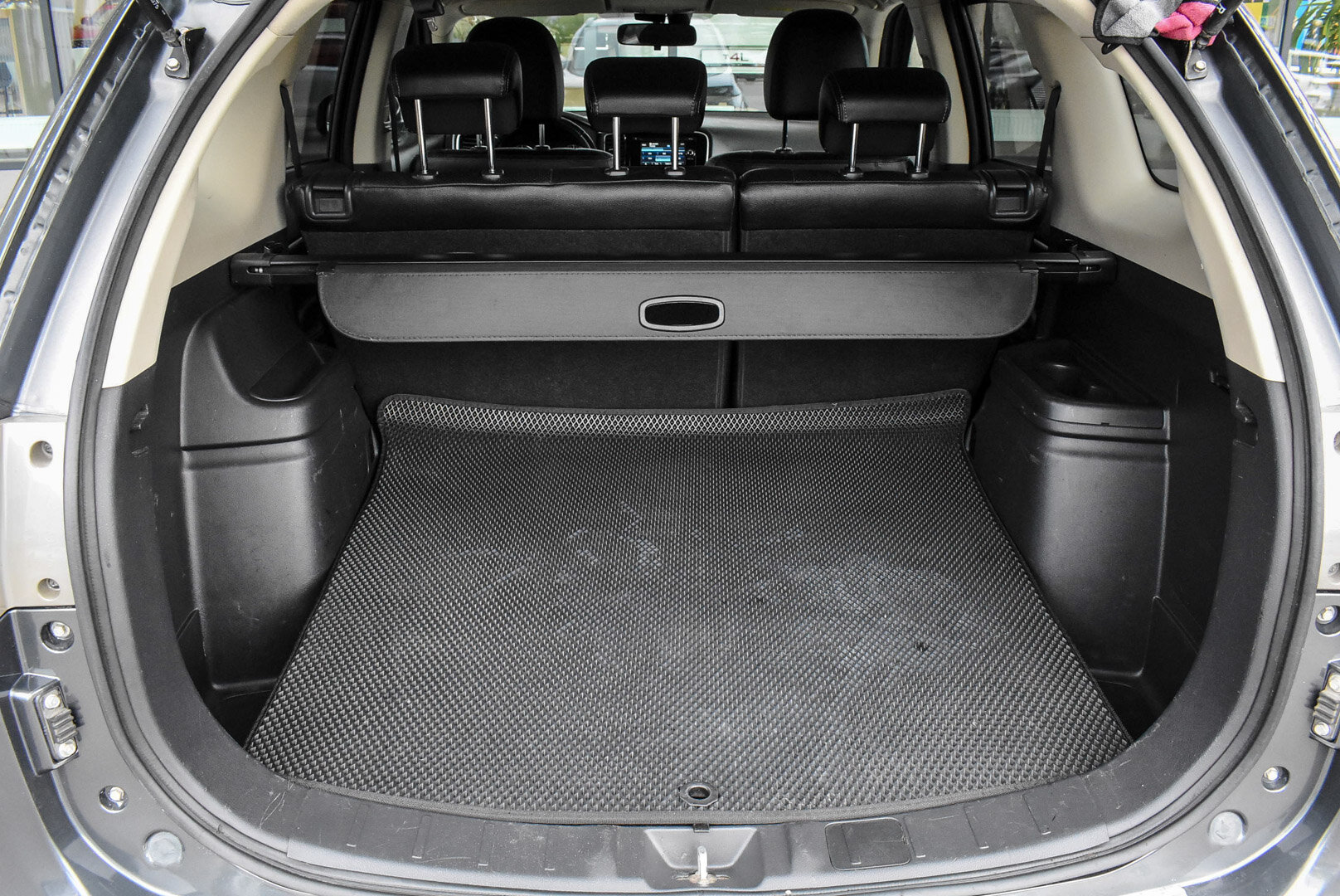 Mitsubishi Outlander, III 2.4 CVT (167 л.с.) 4WD 2013