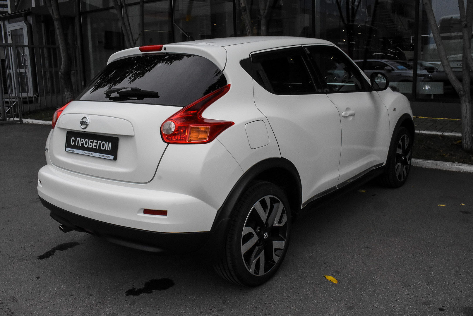 Nissan Juke, I 1.6 CVT (117 л.с.) 2014