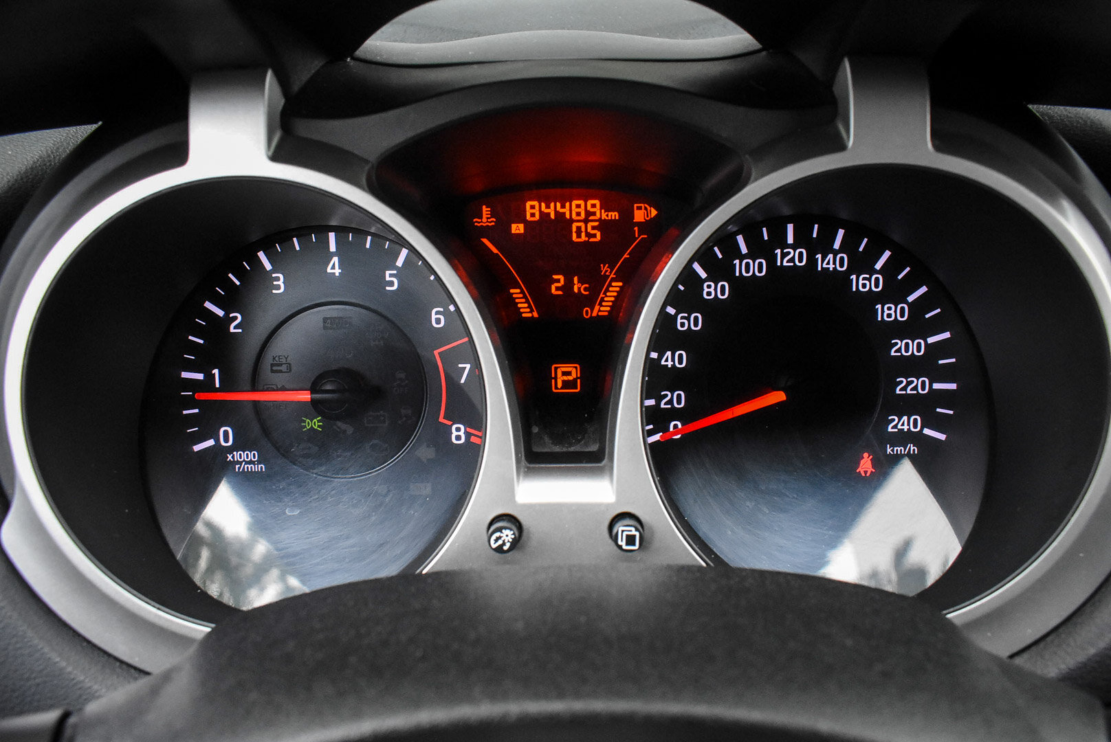Nissan Juke, I 1.6 CVT (117 л.с.) 2014