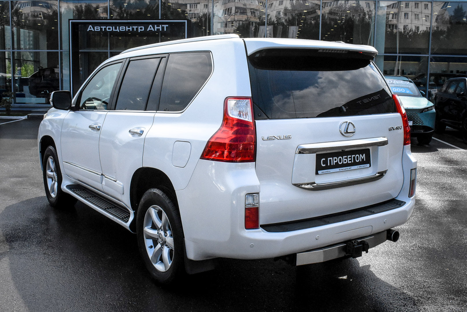 Lexus GX, II 460 4.6 AT (296 л.с.) 4WD 2011