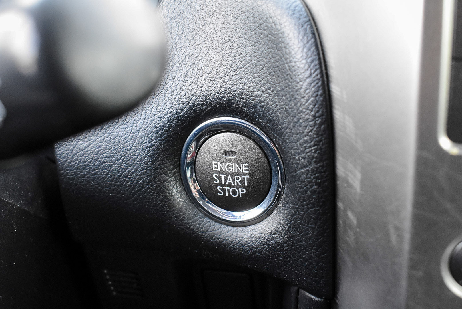 Lexus GX, II 460 4.6 AT (296 л.с.) 4WD 2011