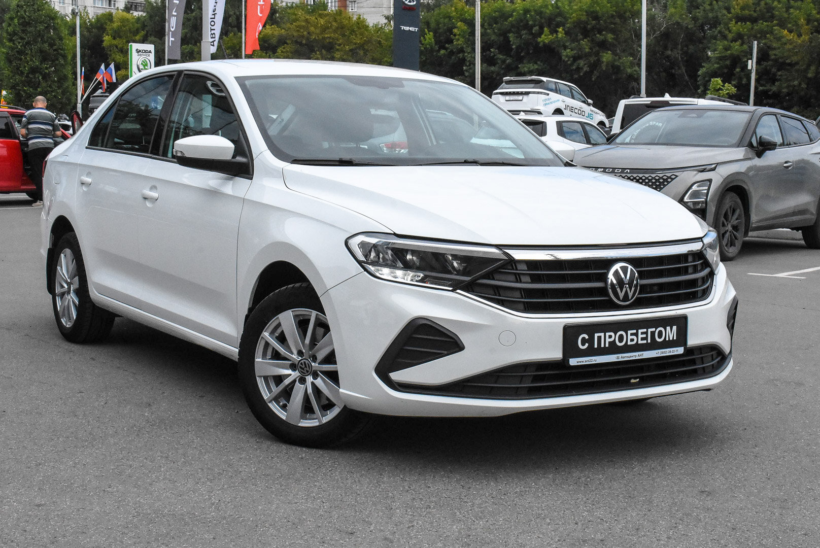 Volkswagen Polo, VI 1.6 AT (110 л.с.) 2022