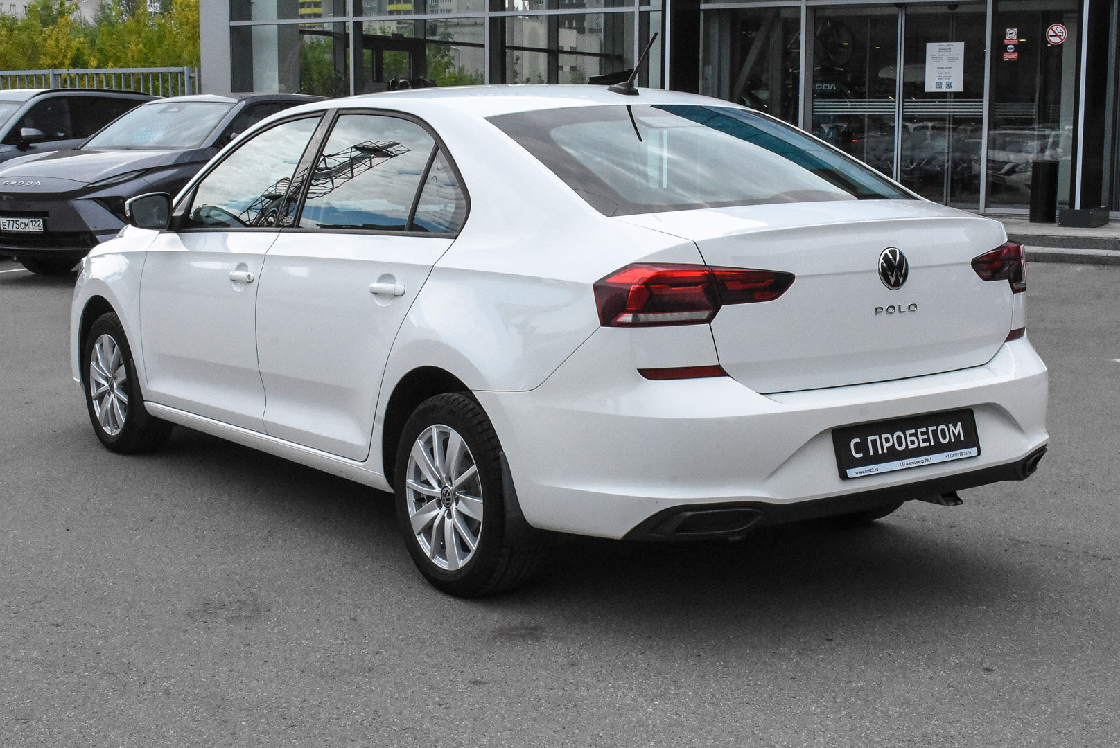 Volkswagen Polo, VI 1.6 AT (110 л.с.) 2022