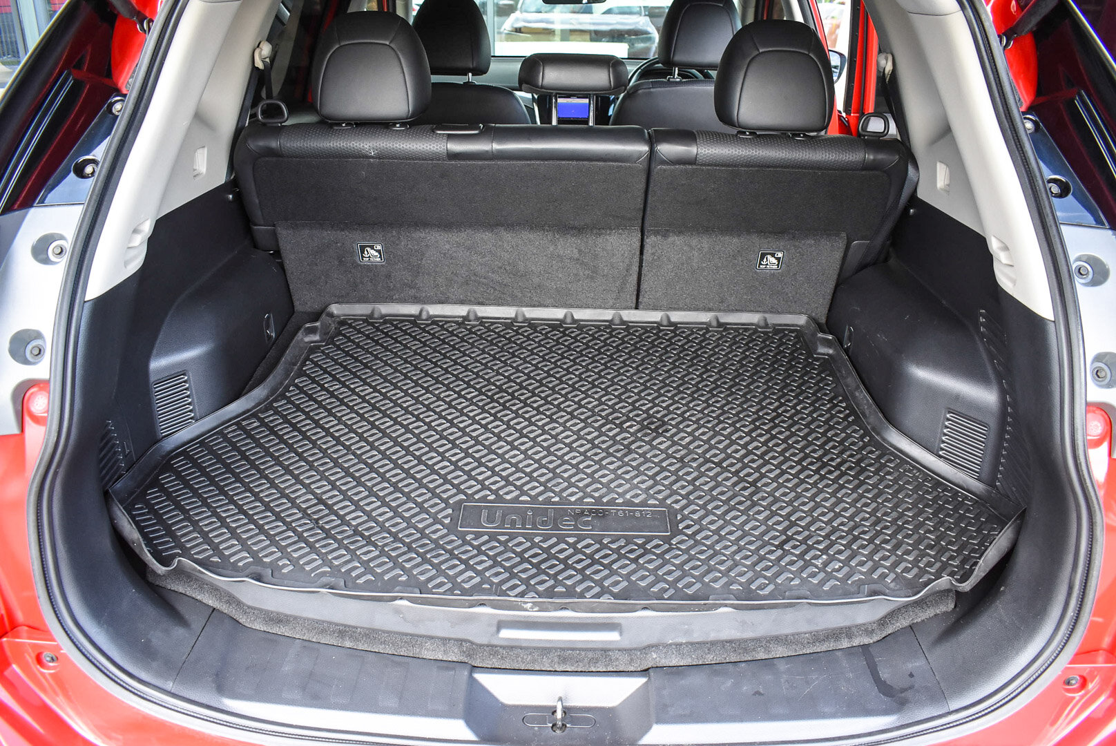 Nissan X-Trail, III 2.0hyb CVT (147 л.с.) 4WD 2015