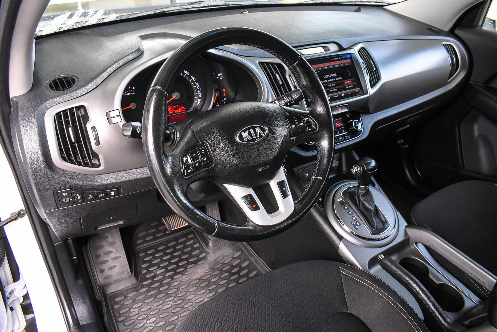 Kia Sportage, III Рестайлинг 2.0 AT (150 л.с.) 4WD 2014