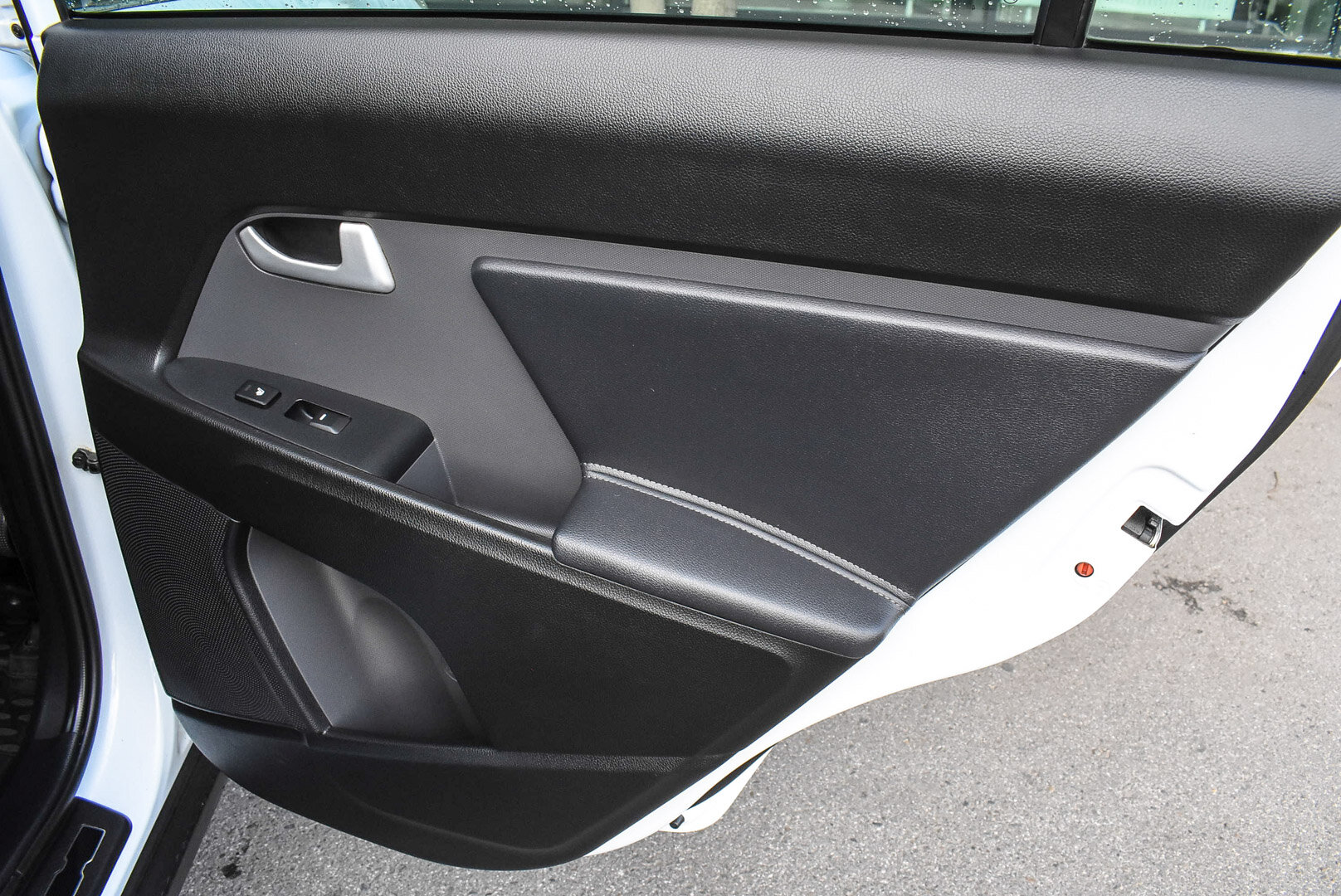 Kia Sportage, III Рестайлинг 2.0 AT (150 л.с.) 4WD 2014