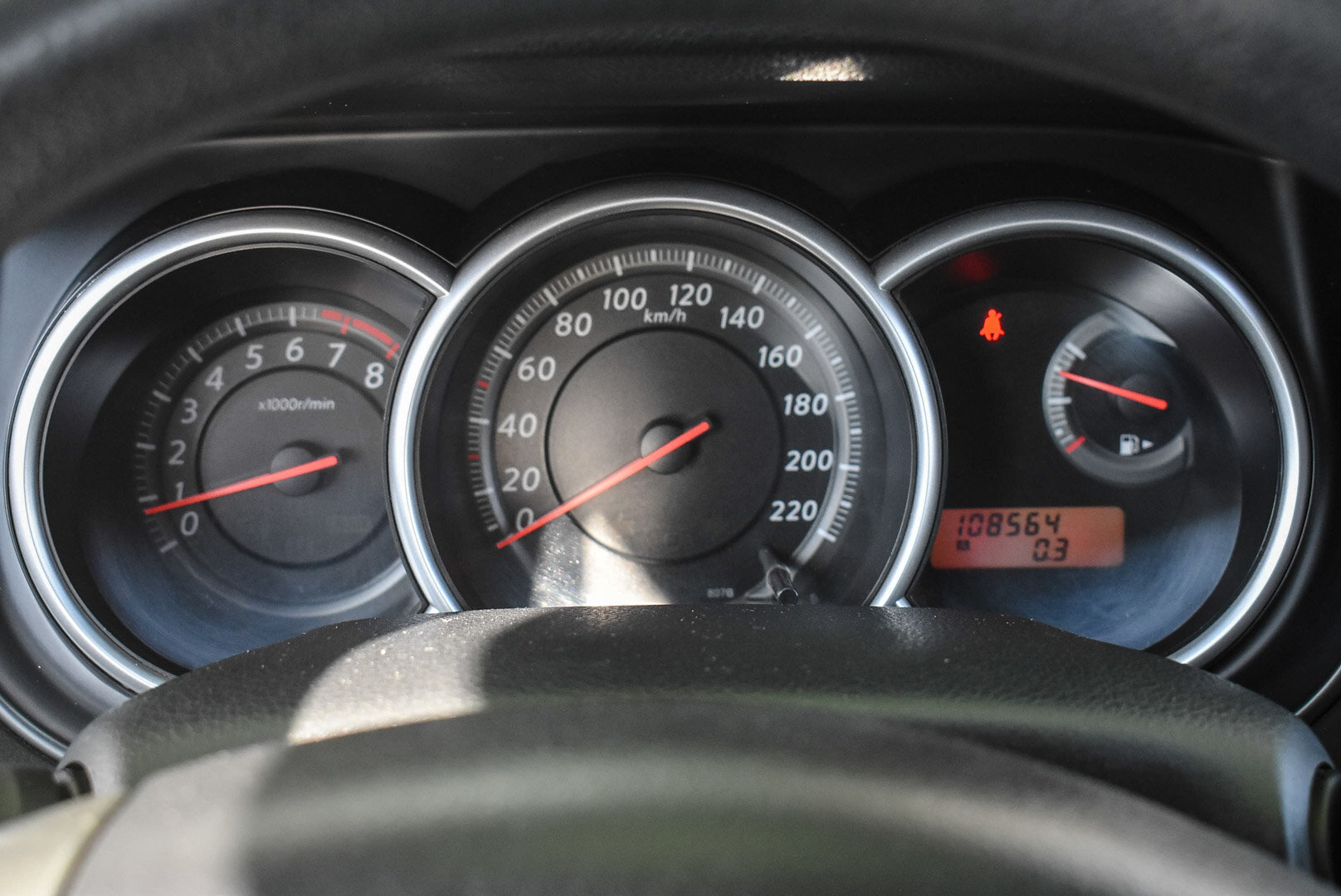 Nissan Tiida, I Рестайлинг 1.6 AT (110 л.с.) 2013