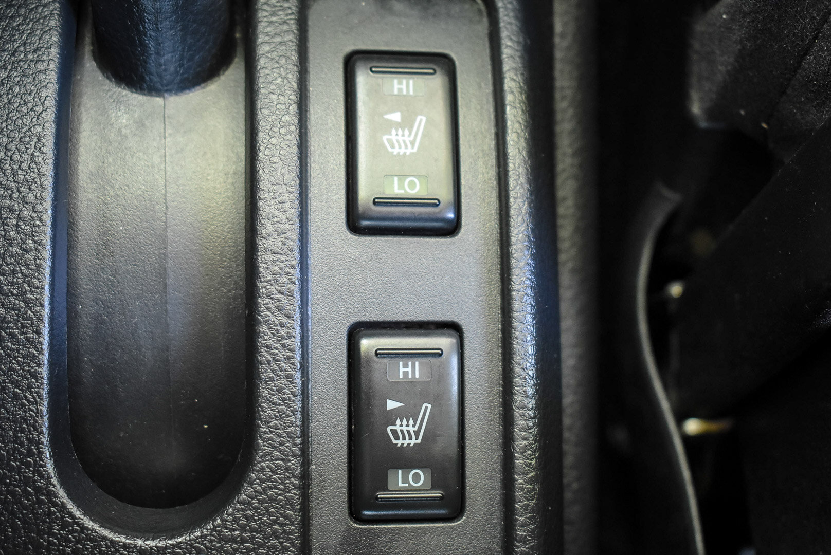 Nissan Tiida, I Рестайлинг 1.6 AT (110 л.с.) 2013