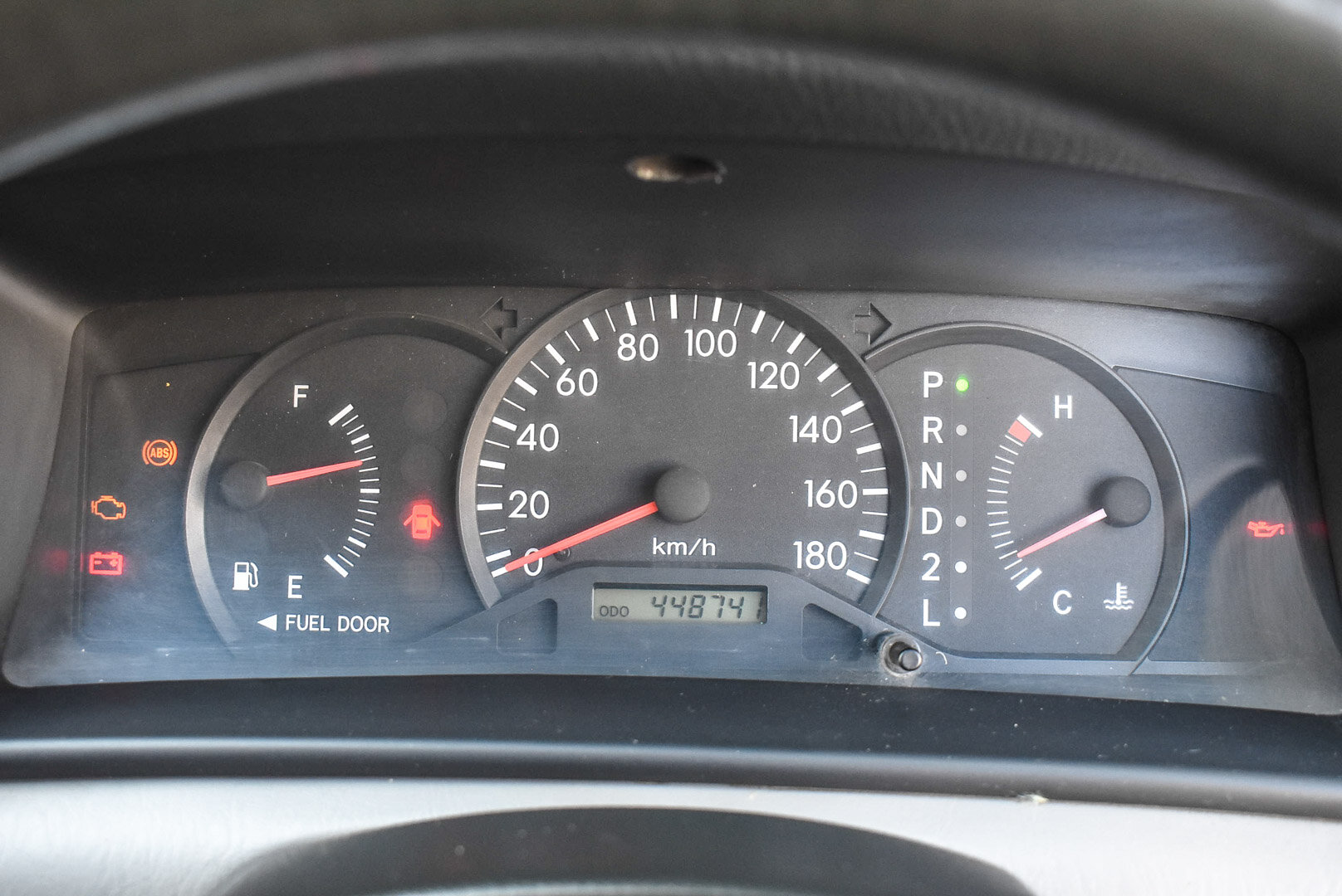 Toyota Corolla, IX (E120, E130) 1.5 AT (110 л.с.) 2002