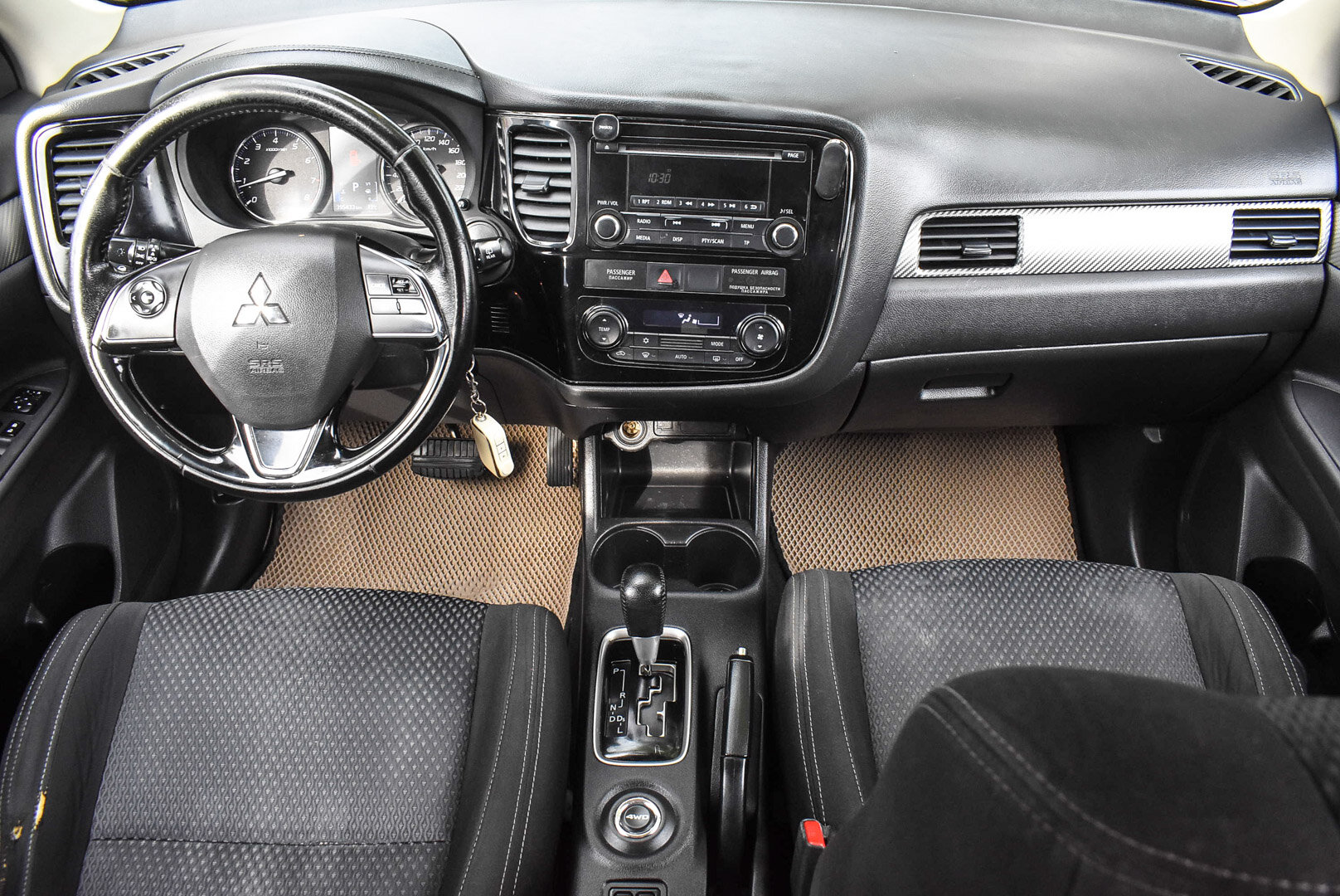 Mitsubishi Outlander, III Рестайлинг 2 2.0 CVT (146 л.с.) 4WD 2016
