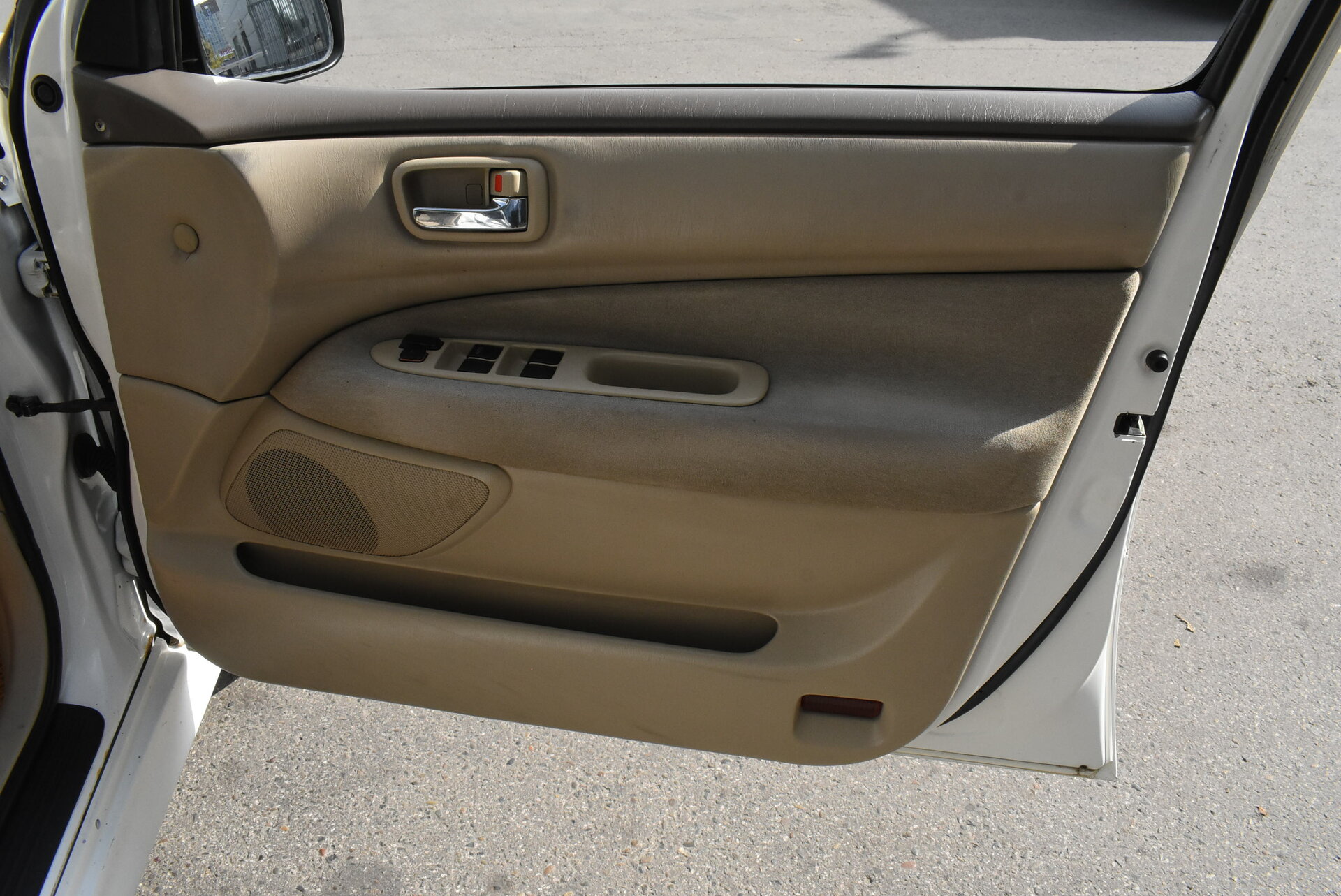 Toyota Vista, V (V50) Рестайлинг Ardeo 2.0 AT (145 л.с.) 2000