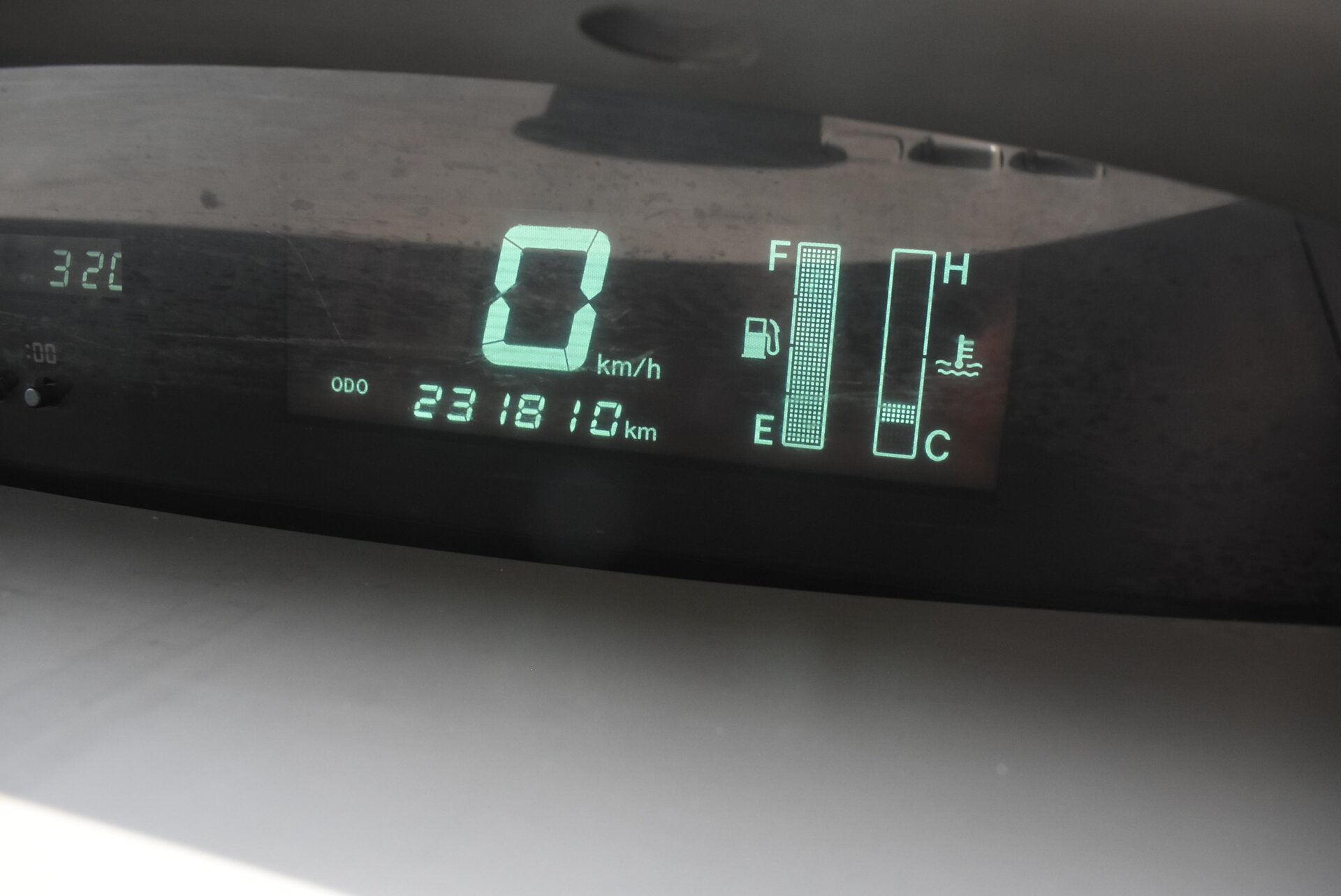 Toyota Vista, V (V50) Рестайлинг Ardeo 2.0 AT (145 л.с.) 2000