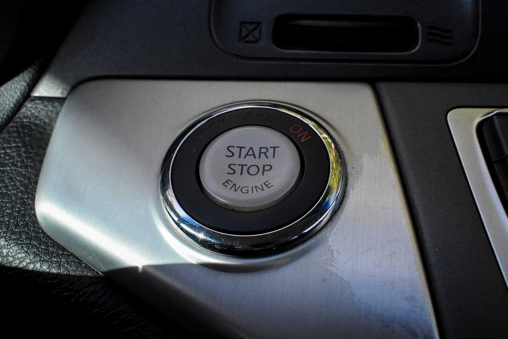 Nissan Murano, II (Z51) Рестайлинг 2 3.5 CVT (249 л.с.) 4WD 2015