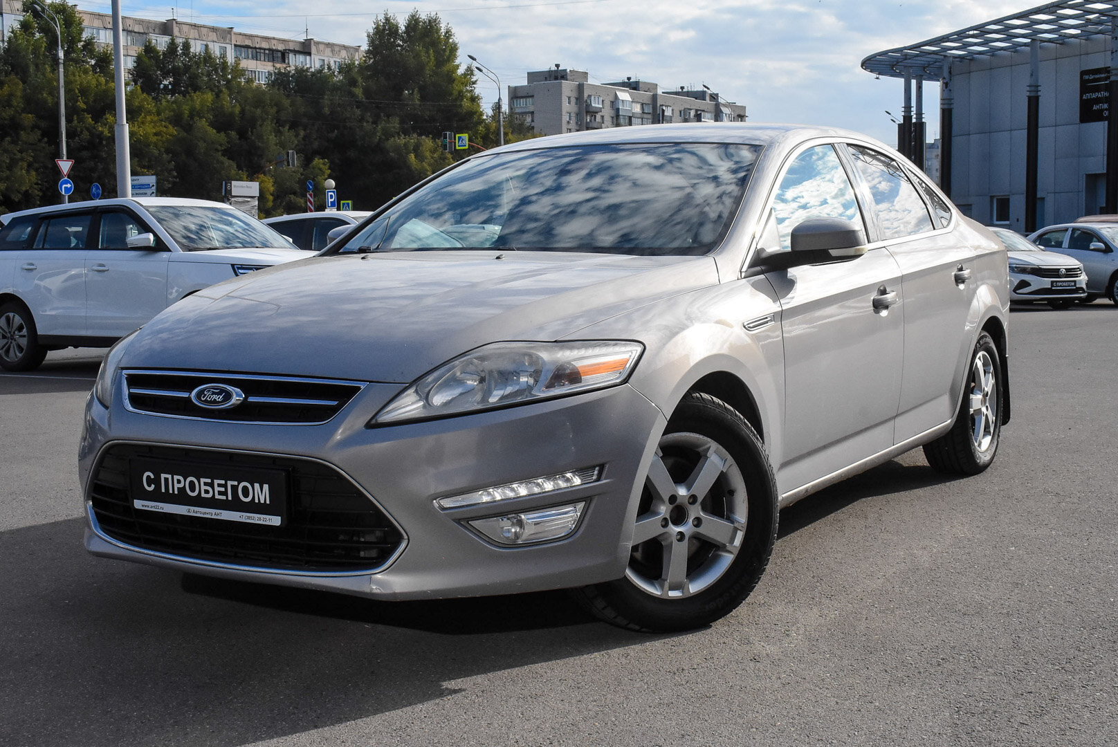 Ford Mondeo, IV Рестайлинг 2.0 MT (145 л.с.) 2012