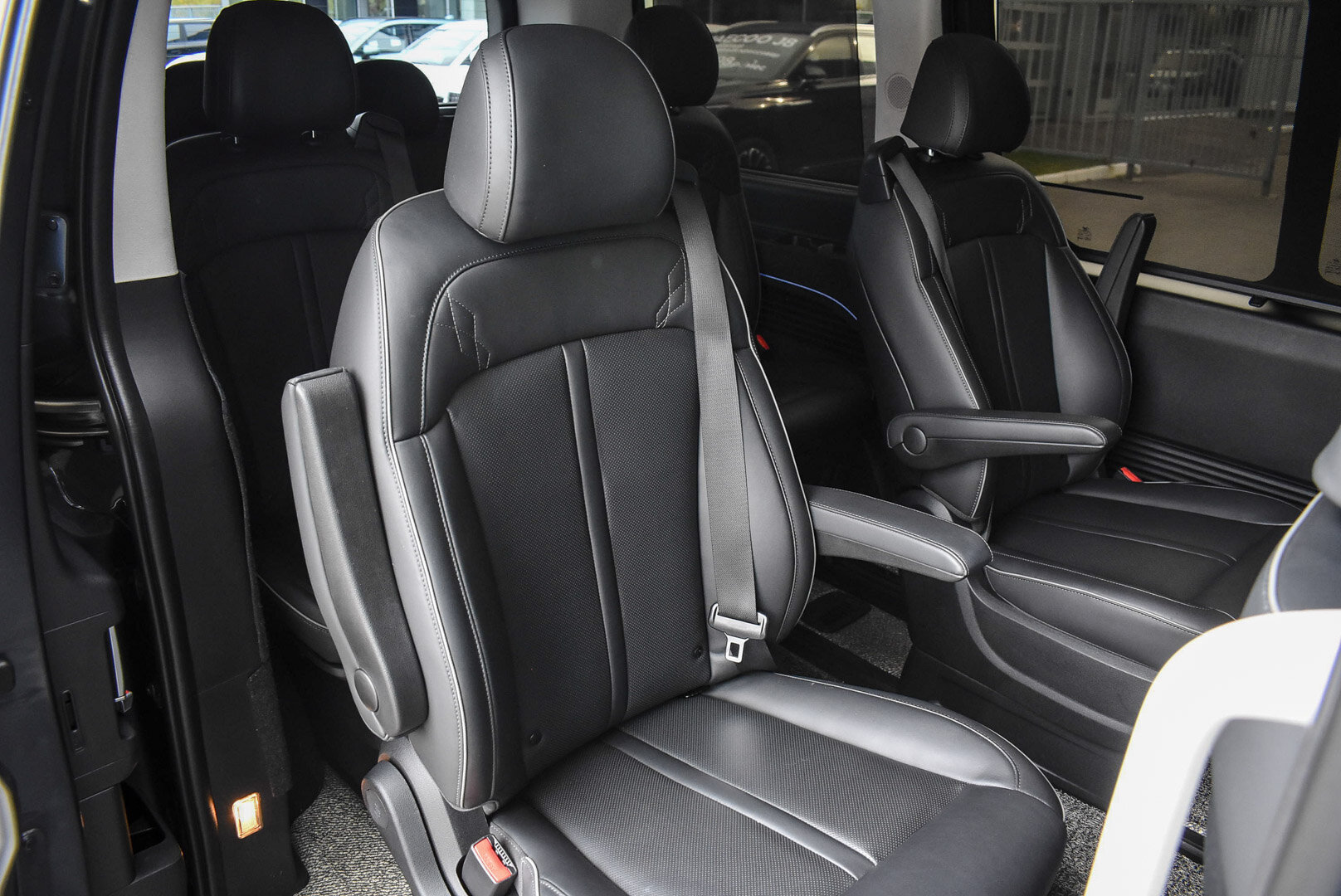 Hyundai Staria, I 2.2d AT (177 л.с.) 2021