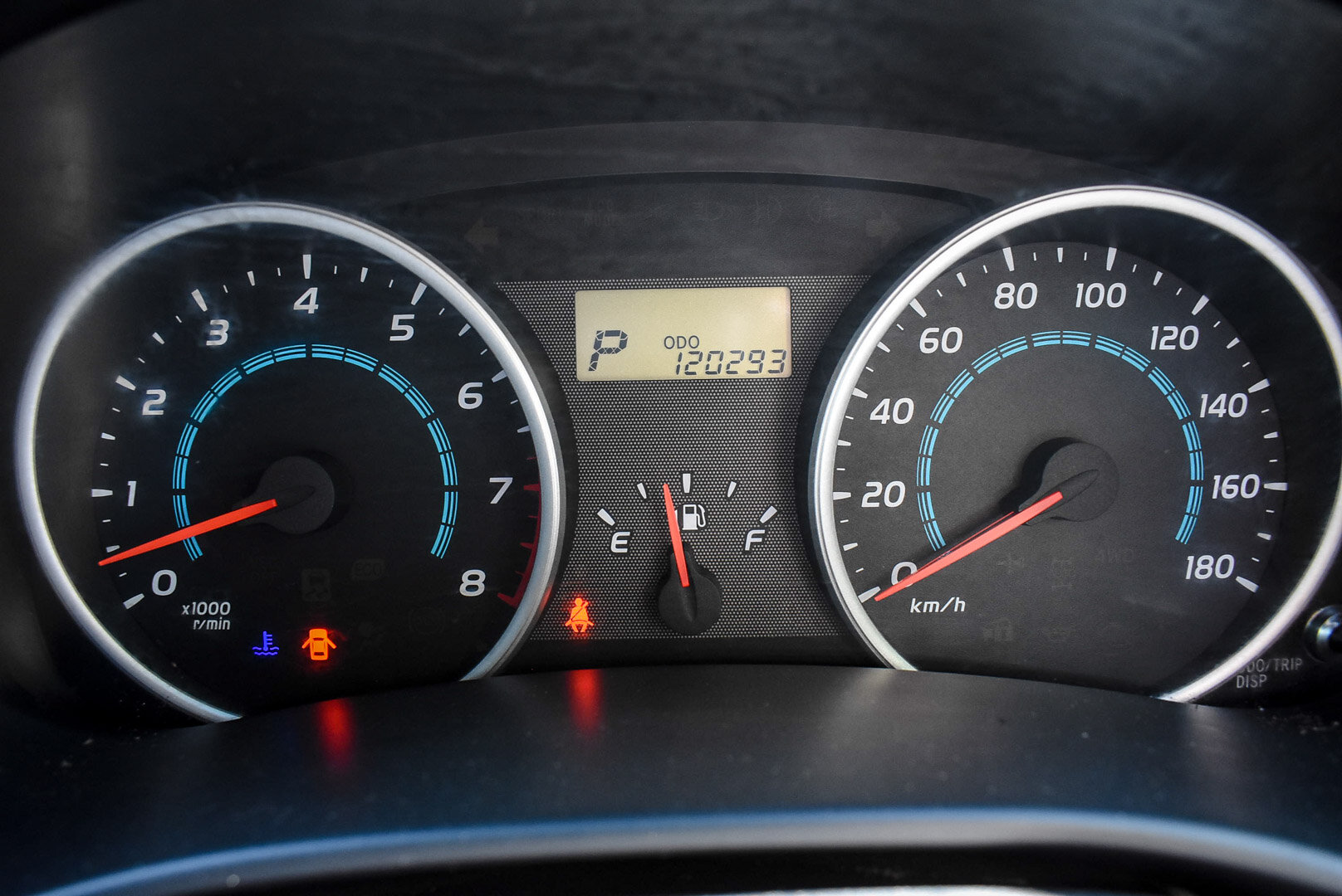 Toyota Wish, II 1.8 CVT (144 л.с.) 2010