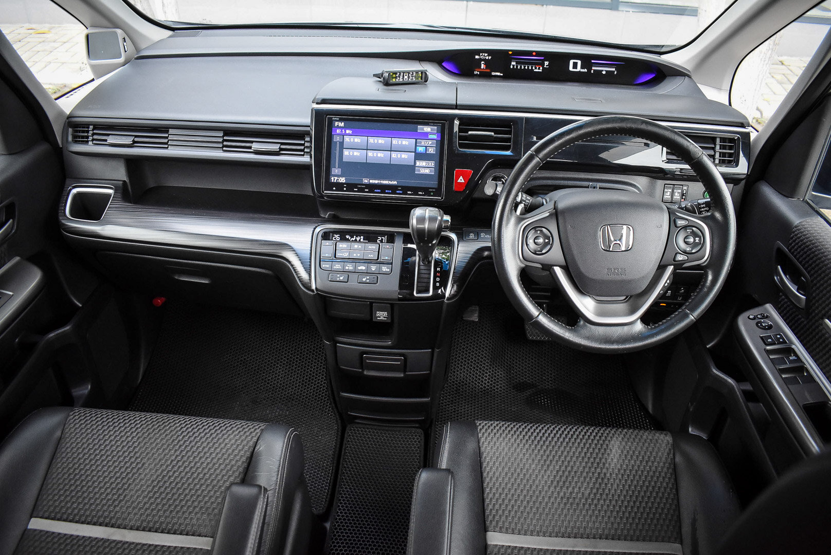 Honda Stepwgn, V Spada 1.5 CVT (150 л.с.) 4WD 2016