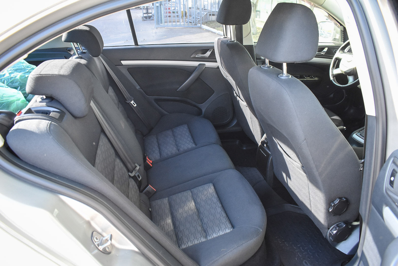 Skoda Octavia, II (A5) Рестайлинг 1.6 AT (102 л.с.) 2012